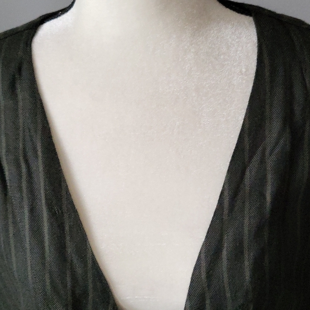 Socialite semi sheer olive green pinstriped lightweight duster/open cardigan NWT - Picture 6 of 11
